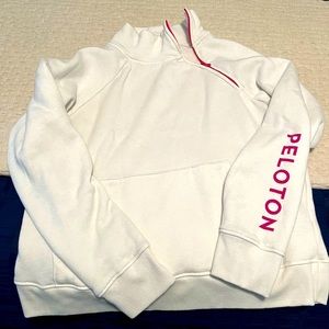 Peloton pullover